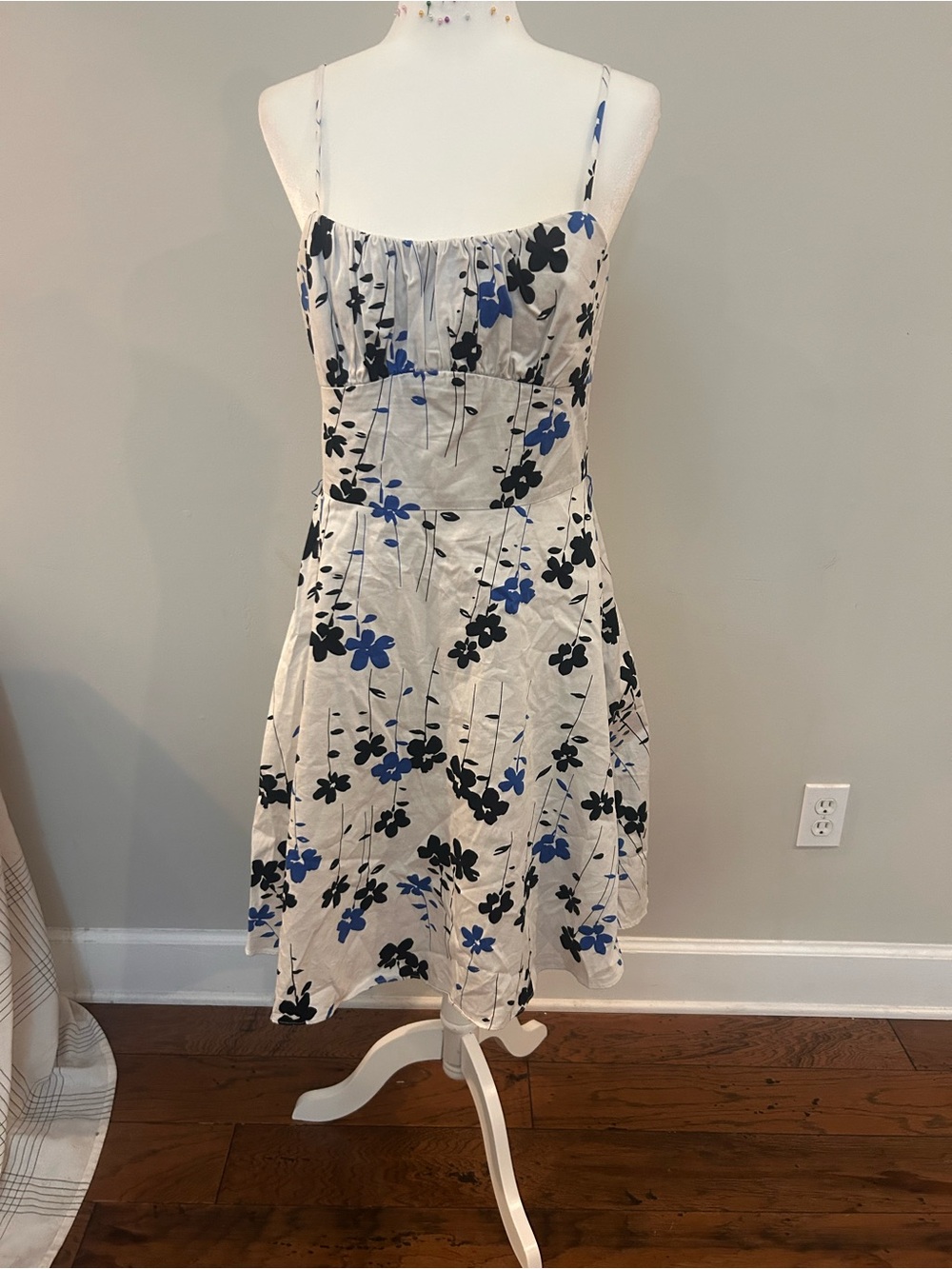 APNY Spaghetti Strap Floral Midi Dress in White and Blue
